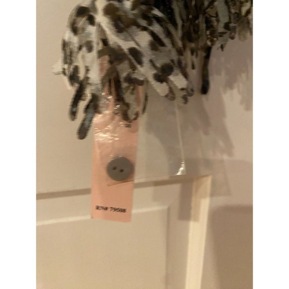 Violet & Claire Fringe Front blouse in size S in Cheetah/Floral Print NWT - Picture 5 of 6